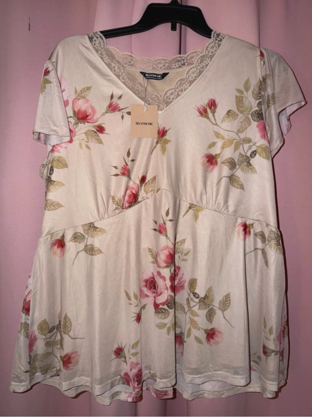 Bloomchic Floral Lace-Trim Creamy Rose V-Neck Women's Top